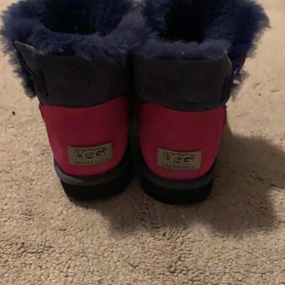 Mini Uggs - image 1